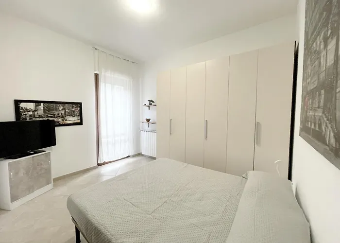 La Colonna 2km Dal Centro Apartament *